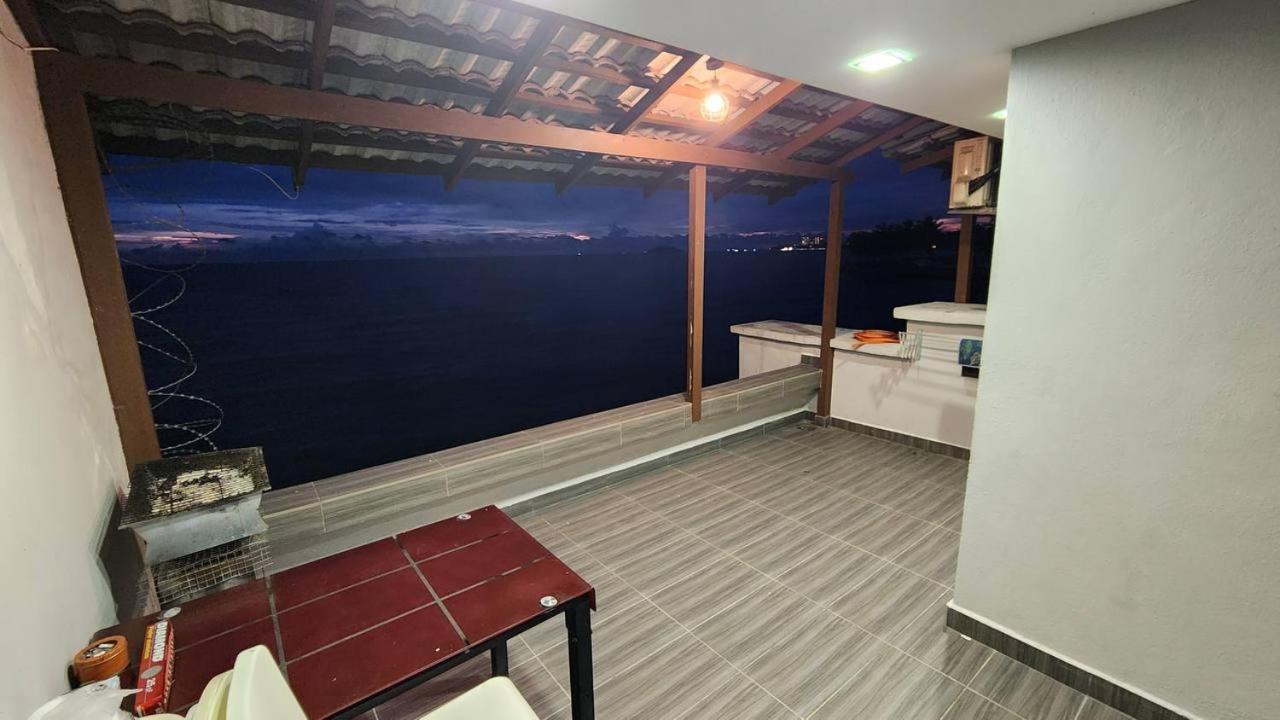 Seaview *