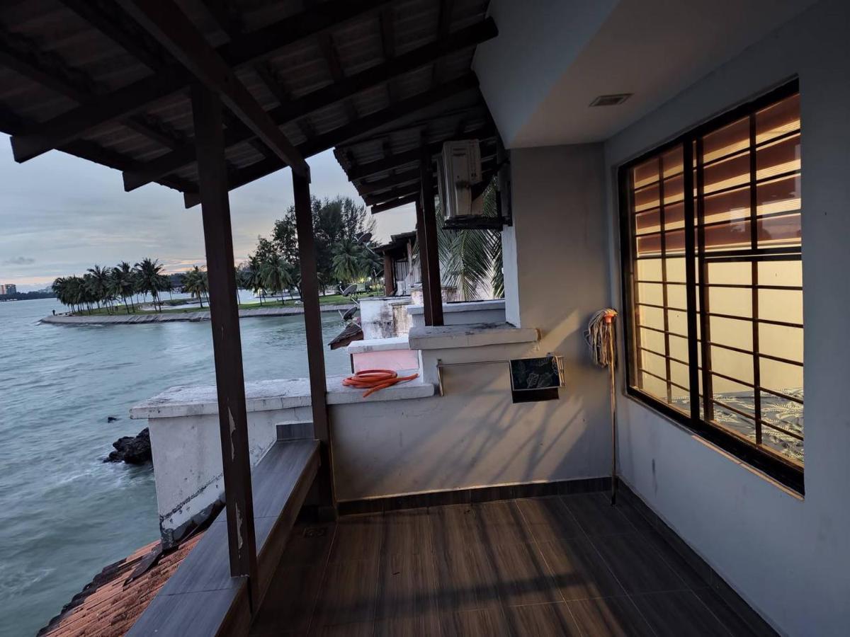 Seaview * Port Dickson